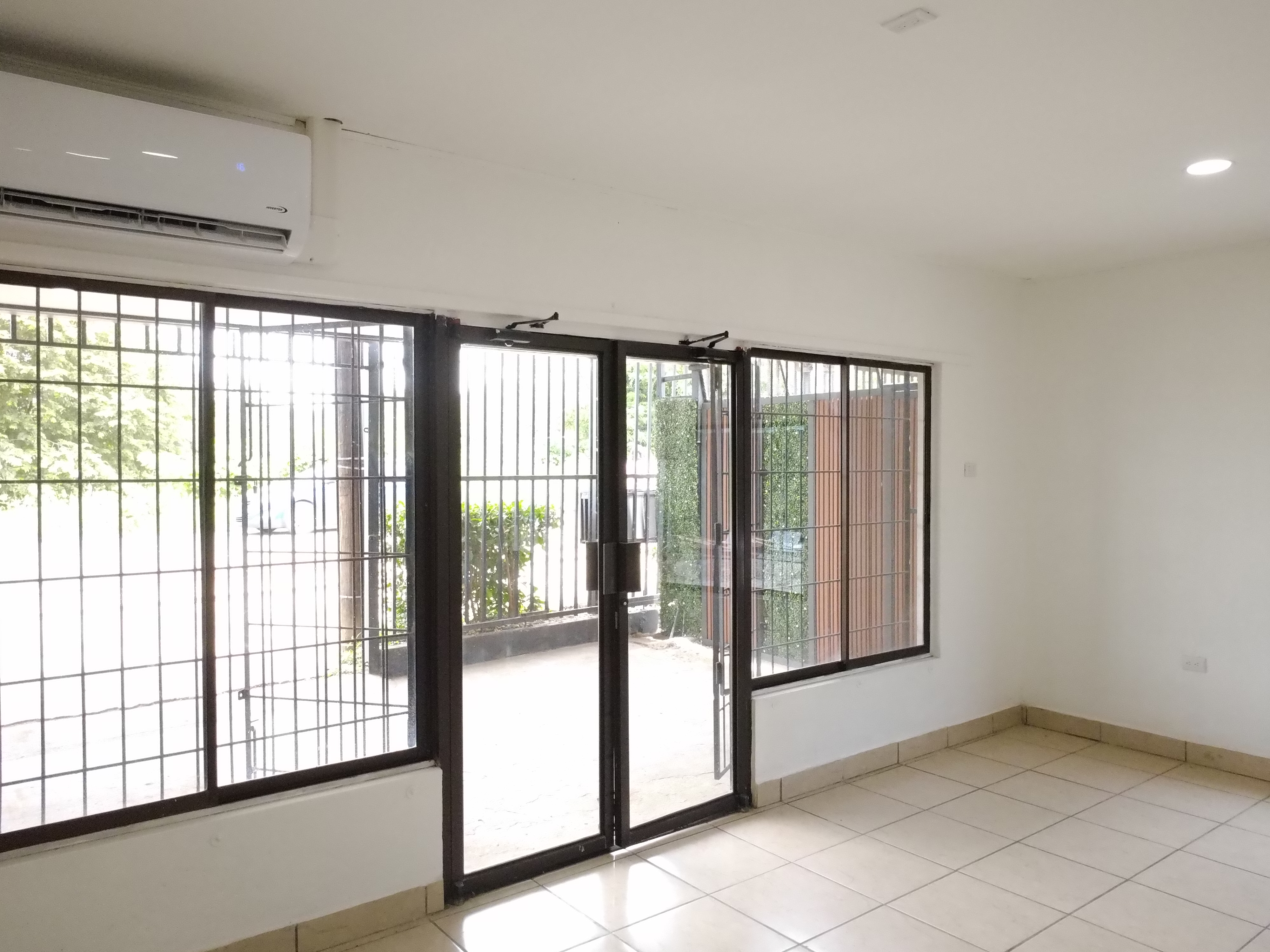 Commercial Lease in Huacas, Santa Cruz, main street · 2